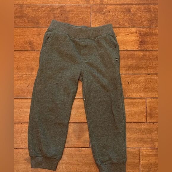 Calvin Klein Jeans Textured Gray Pants - Picture 1 of 5